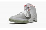 NIKE
AIR YEEZY 2 NRG
Pure Platinum