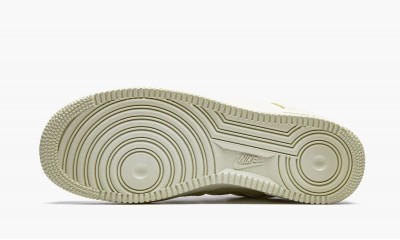 NIKE
AIR FORCE 1 LOW
Stussy - Fossil