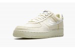 NIKE
AIR FORCE 1 LOW
Stussy - Fossil