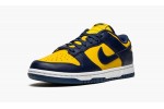 NIKE
DUNK LOW
Michigan
