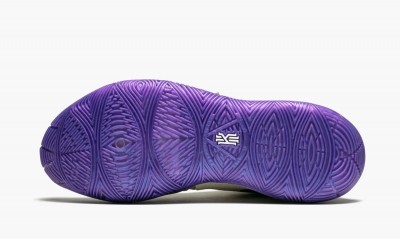 NIKE
KYRIE 5 CONCEPTS TV PE 3
Concepts/Ikhet - Special Box