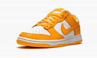 NIKE
WMNS DUNK LOW
Laser Orange