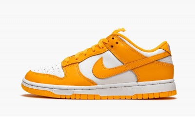 NIKE
WMNS DUNK LOW
Laser Orange