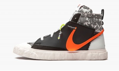 NIKE
BLAZER MID
READYMADE - Black