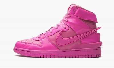 NIKE
DUNK HIGH SP
Ambush - Lethal Pink