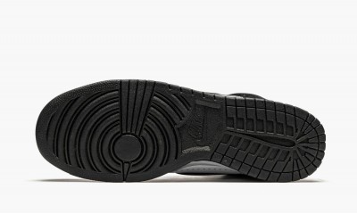 NIKE
DUNK HIGH
Slam Jam - Black White