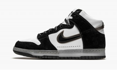 NIKE
DUNK HIGH
Slam Jam - Black White
