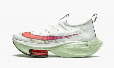 NIKE
W AIR ZOOM ALPHAFLY NEXT%