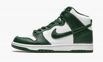 NIKE
X AMBUSH DUNK HIGH SPARTAN GREEN SNEAKERS