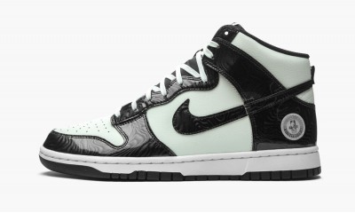 NIKE
DUNK HIGH SE
All-Star 2021