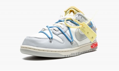 NIKE
DUNK LOW
Off-White - Lot 05