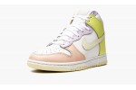 NIKE
DUNK HIGH WMNS
Lemon Twist