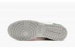 NIKE
NIKE DUNK LOW
THE LOT 15/50