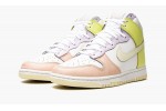 NIKE
DUNK HIGH WMNS
Lemon Twist