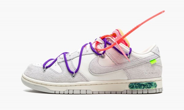 NIKE
NIKE DUNK LOW
THE LOT 15/50