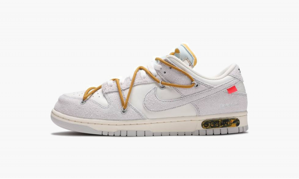 NIKE DUNK LOW
Off White - Lot 37