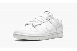 NIKE
WMNS DUNK LOW
Triple White