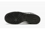 NIKE
SB DUNK LOW OG QS
Quarter Snacks