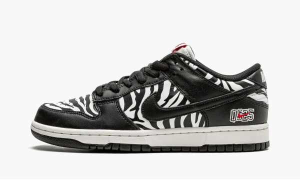 NIKE
SB DUNK LOW OG QS
Quarter Snacks