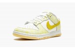 NIKE
W DUNK LOW
Yellow Strike