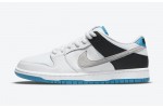 Nike SB Dunk Low “Laser Blue”