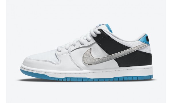 Nike SB Dunk Low “Laser Blue”