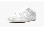 NIKE
DUNK LOW WMNS
Photon Dust