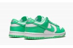 NIKE
DUNK LOW WMNS
Green Glow