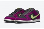 Nike SB Dunk Low “Red Plum”