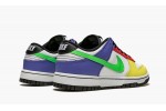 NIKE
DUNK LOW WMNS
Green Strike