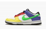 NIKE
DUNK LOW WMNS
Green Strike