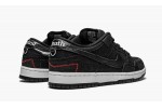 NIKE
SB DUNK LOW
Wasted Youth
