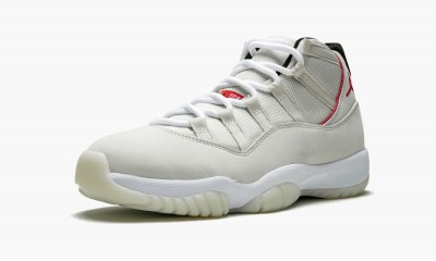 JORDAN
AIR JORDAN 11 RETRO
Platinum Tint