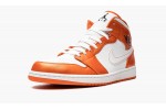 JORDAN
AIR JORDAN 1 MID SE
Electro Orange