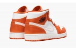 JORDAN
AIR JORDAN 1 MID SE
Electro Orange