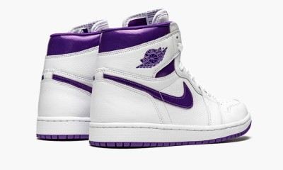 ​JORDAN
AIR JORDAN 1 RETRO HIGH WMNS
Court Purple