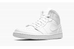 JORDAN
AIR JORDAN 1 MID
Triple White
