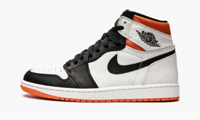 JORDAN
AIR JORDAN 1 RETRO HIGH OG
Electro Orange