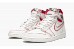 JORDAN
AIR JORDAN 1 RETRO HIGH OG
Phantom