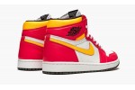 JORDAN
AIR JORDAN 1 HIGH OG
Light Fusion Red
