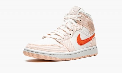 JORDAN
WMNS AIR JORDAN 1 MID SE
Corduroy