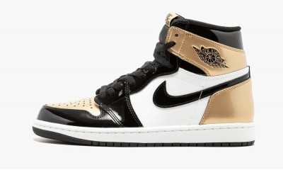 JORDAN
AIR JORDAN 1 RETRO HIGH OG NRG
Gold Toe