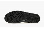 JORDAN
AIR JORDAN 1 RETRO HIGH OG
Black Metallic Gold