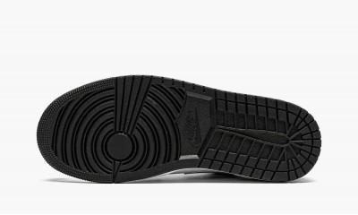 JORDAN
AIR JORDAN 1 LOW
Black / Particle Grey