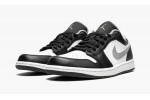JORDAN
AIR JORDAN 1 LOW
Black / Particle Grey