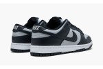 NIKE
DUNK LOW
Georgetown