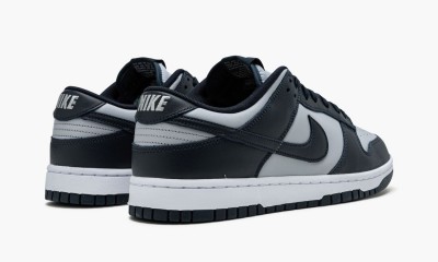 NIKE
DUNK LOW
Georgetown