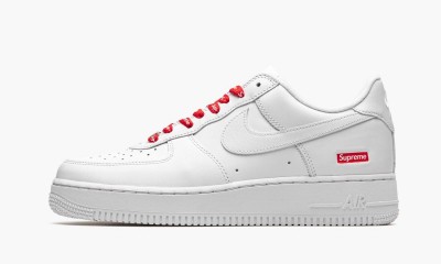 NIKE
AIR FORCE 1 LOW
Supreme - Mini Box Logo White