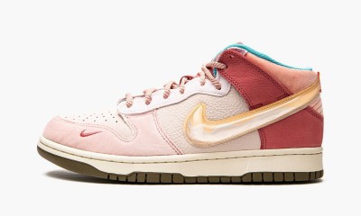 NIKE
DUNK MID
Social Status - Strawberry Chocolate