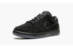 NIKE
DUNK LOW SP
Undefeated - Black